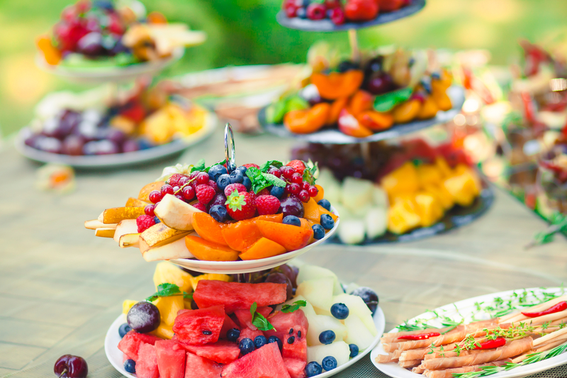 Mindful eating during holiday parties